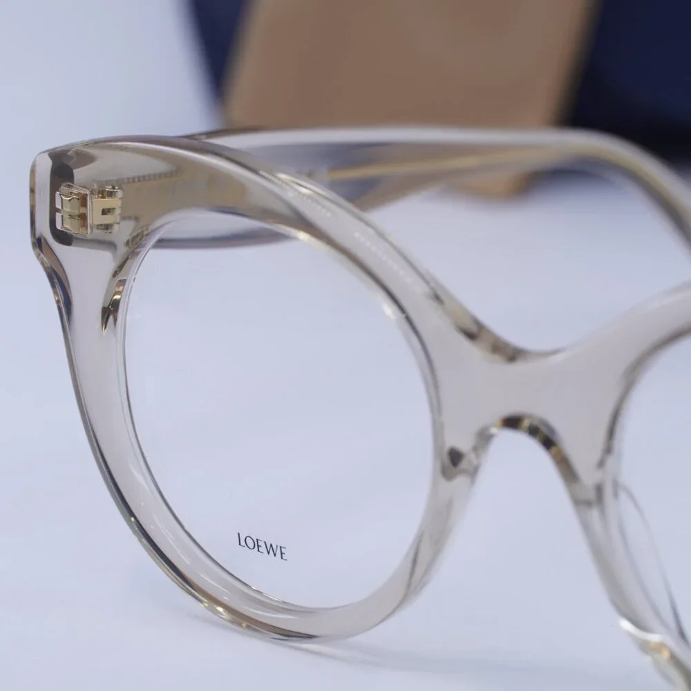Loewe brand retail